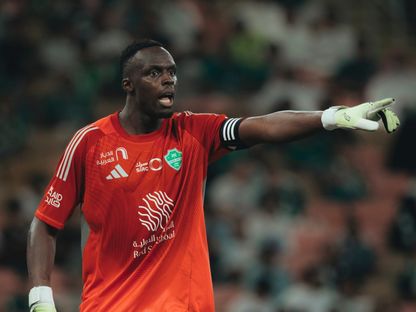 إدوارد ميندي حارس الأهلي خلال مواجهة ضمك بالدوري السعودي - 4 أبريل 2026 - X/@ALAHLI_FC