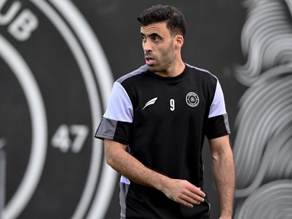 عبد الرزاق حمد الله مهاجم الشباب في حصة تدريبية بعد تعافيه من الإصابة - 4 فبراير 2026 - X/@AlShababSaudiFC