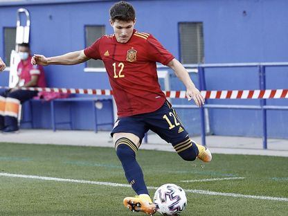 فران غارسيا ظهير أيسر رايو فاييكانو وريال مدريد ومنتخب إسبانيا - ًWeb/rfef