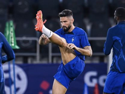 أوليفيه جيرو في تدريبات منتخب فرنسا قبل نهائي كأس العالم 2022 أمام الأرجنتين - Getty