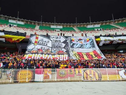 من حضور جمهور الترجي الرياضي التونسي في مباراة شبيبة القبائل بدوري أبطال إفريقيا -21 أبريل 2023   - Facebook/espérance sportif de Tunis 