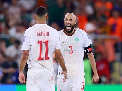 نصير مزراوي وإسماعيل صيباري خلال مواجهة المغرب وهولندا في كأس العالم - 30 يونيو 2026 - REUTERS