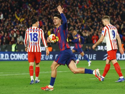 مارك بيرنال يحتفل بالتسجيل مع برشلونة ضد أتلتيكو مدريد في كأس الملك - 3 مارس 2026 - Reuters