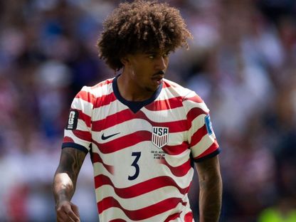 مدافع المنتخب الأميركي كريس ريتشاردز خلال مواجهة أستراليا في كأس العالم - 19 يونيو 2026 - X/@eastmamba