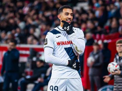 المصري أحمد حسن 'كوكا' مهاجم لوهافر يحتفل بعد تسجيله هدفاً في شباك ليل - 8 فبراير 2025 - facebook/HassanKouka