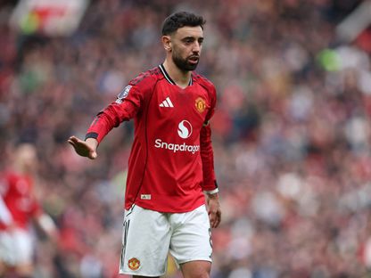 برونو فيرنانديز خلال مباراة مانشستر يونايتد وكريستال بالاس بالدوري الإنجليزي الممتاز - 1 مارس 2026 - Reuters