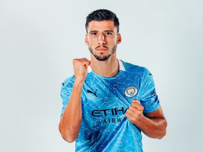 مدافع فريق مانشستر سيتي الدولي البرتغالي روبن دياز - TWITTER/@ManCity
