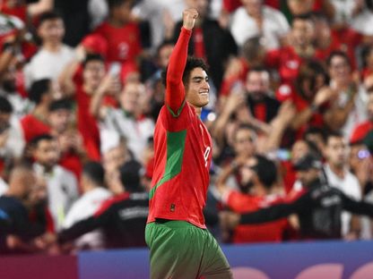 احتفال زياد باها لاعب المغرب بتسجيل هدف في مرمى مالي بثمن نهائي كأس العالم تحت 17 عاما - 18 نوفمبر 2025 - X/@EnMaroc