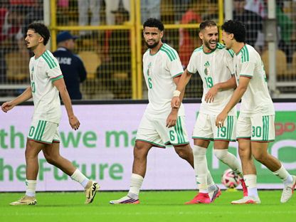 شاهد.. الجزائر تستهل تصفيات كأس أمم إفريقيا بثلاثية في شباك زامبيا