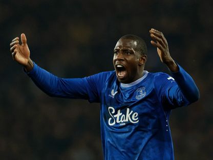 عبد الله دوكوري لاعب إيفرتون خلال مباراة ليفربول في الدوري الإنجليزي - 12 فبراير 2025 - Reuters