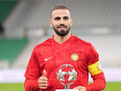 المغربي أسامة طنان يفوز بجائزة رجل مباراة أم صلال والأهلي بدوري نجوم قطر - 29 ديسمبر 2025 - X/ummsalalsc