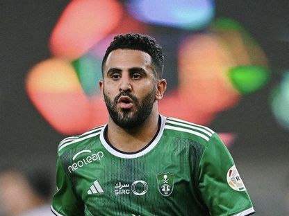 رياض محرز نجم نادي الأهلي خلال مباراة الفتح بالدوري السعودي - 2 سبتمبر 2023  - X/alahlisc