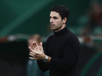 مدرب أرسنال ميكيل أرتيتا خلال المباراة ضد سبورتينغ لشبونة - 9 مارس 2023 - Reuters