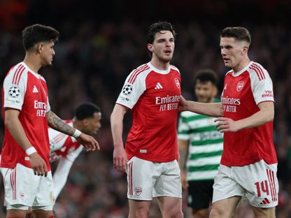 ديكلان رايس وفيكتور غيوكيريس خلال مباراة أرسنال وسبورتينغ لشبونة بدوري أبطال أوروبا - 15 أبريل 2026 - Reuters