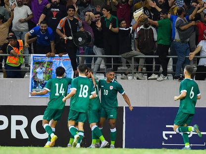 لاعبو منتخب العراق تحت 23 سنة يحتفلون بتسجيل هدف في مرمى عمان بكأس غرب آسيا - 18 يونيو 2023  - Facebook/Iraq Football Association