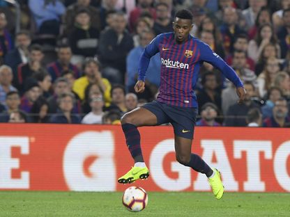 لاعب برشلونة البرتغالي نيلسون سيميدو - AFP
