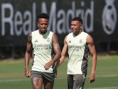 كيليان مبابي وإيدر ميليتاو في تدريب لريال مدريد خلال كأس العالم للأندية - 15 يونيو 2025 - Reuters
