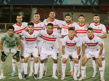 صورة جماعية للاعبي الزمالك قبل انطلاق مباراة فيوتشر في الدوري المصري الممتاز - 28 يوليو 2022 - facebook/ZSCOfficial