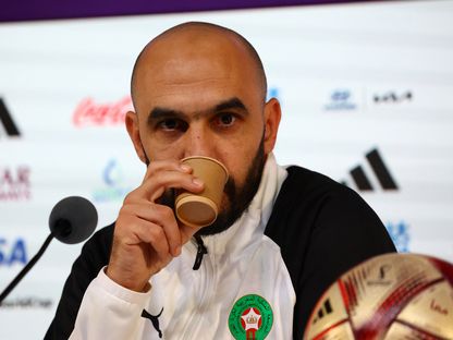 وليد الركراكي مدرب المغرب في مؤتمر صحفي بالمونديال - 16 ديسمبر 2022 - Reuters