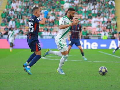 علي مجرشي خلال مباراة بين الأهلي السعودي وجوهور دار التعظيم الماليزي في دوري أبطال آسيا للنخبة - 17 أبريل 2026 - X/@aawsat_spt