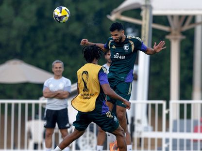 تدريبات المنتخب السعودي تحسباً لمواجهة جزر القمر في كأس العرب 2025 - 3 نوفمبر 2025 - REUTERS