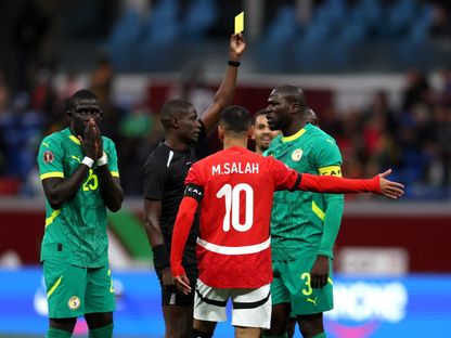 كاليدو كوليبالي يتلقى إنذاراً في مباراة السنغال ومصر بنصف نهائي كأس أمم إفريقيا - 14 يناير 2026 - Reuters