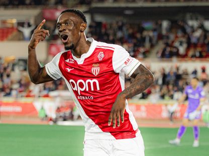 فلوريان بالوغون يحتفل بهدفه في مباراة موناكو ومارسيليا بالدوري الفرنسي - 5 أبريل 2026 - X/AS_Monaco
