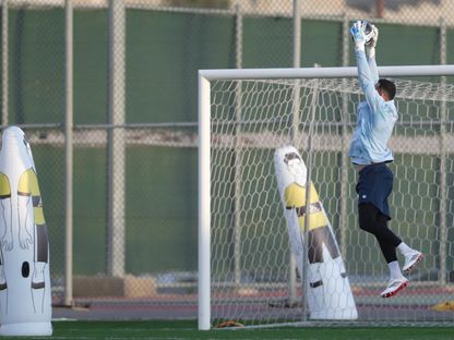 معتز البقعاوي حارس ضمك خلال تدريب - 1 فبراير 2026 - X/@DAMAC_CLUB