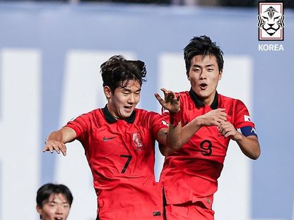 لاعبو منتخب كوريا الجنوبية يحتفلون بتسجيل هدف في مرمى تايلندا بكأس آسيا للناشئين - 25 يونيو 2023  - twitter/theKFA