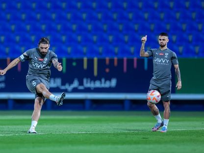 من الحصة التدريبية الأخيرة لنادي الهلال قبل مواجهة الفتح في الدوري السعودي - 2 نوفمبر 2023 - X/@Alhilal_FC