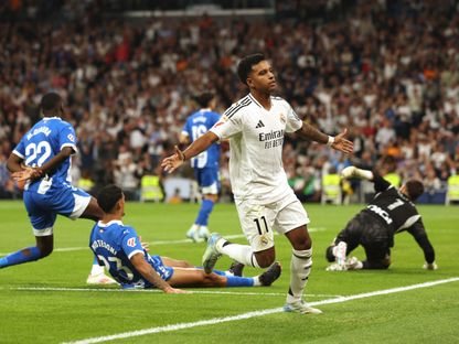 رودريغو يحتفل بتسجيله هدفاً لريال مدريد في مرمى ألافيس بالدوري الإسباني - 24 سبتمبر 2024 - Reuters