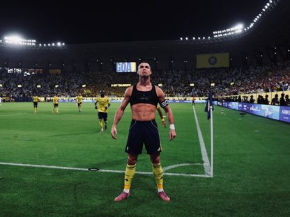 احتفال جنوني من كريستيانو رونالدو نجم النصر بتسجيل هدف مذهل في مرمى الفتح بالدوري السعودي - 18 أكتوبر 2025 - X/@AlNassrFC