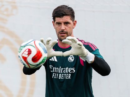 كورتوا معجب بصراحة مورينيو ويرفع التحدي في ريال مدريد قبل "موسم الألقاب"