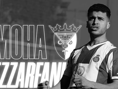 المغربي محمد موحا الزرفاني لاعب بادالونا وبرشلونة وإسبانيول الأسبق - Twitter/@Deportivo Tudelano
