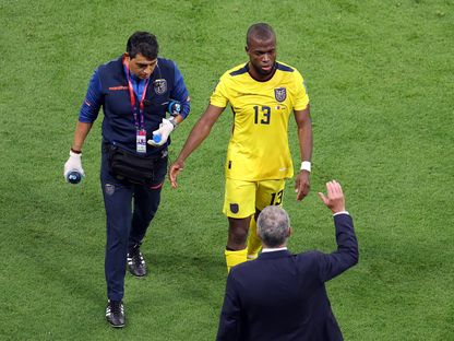 مهاجم الإكوادور إينير فالنسيا بعد استبداله خلال المباراة ضد قطر - 20 نوفمبر 2022 - REUTERS