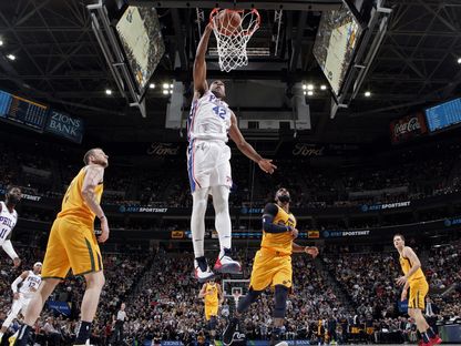 من مباراة سابقة بين فيلاديلفيا ويوتا جاز - AFP