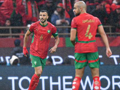 رومان سايس قائد المغرب خلال مواجهة جزر القمر في افتتاح كأس أمم إفريقيا - 22 ديسمبر 2025 - X@EnMaroc