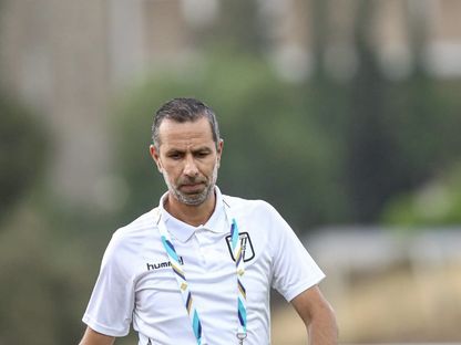 أنيس الجربي مدرب النادي الصفاقسي خلال مباراة الترجي الرياضي بكأس الملك سلمان - 3 أغسطس 2023 - Twitter/UAFAAC