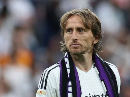 مودريتش في وداعه لريال مدريد بعد مباراة سوسيداد 24-5-2025 - Reuters