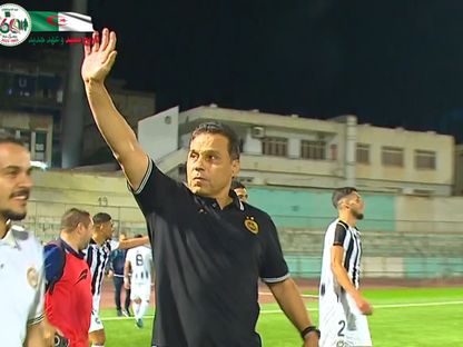 حسام البدري يودع جمهور وفاق سطيف الجزائري بعد 10 مباريات فقط - Channel 6/Algeria