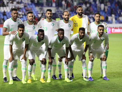 لاعبو منتخب السعودية قبل مباراة ضد لبنان في كأس آسيا بدبي - 12 يناير 2019 - Reuters