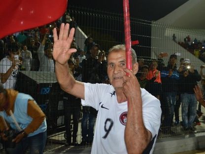 وفاة أحمد فرس الهداف التاريخي لمنتخب المغرب بعد صراع مع المرض