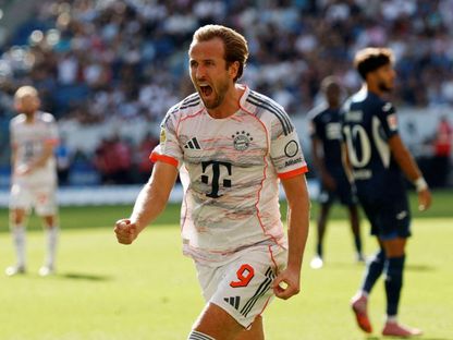 مهاجم بايرن ميونيخ هاري كين يحتفل بهدفه في مرمى هوفنهايم في الدوري الألماني - 20 سبتمبر 2025 - Reuters