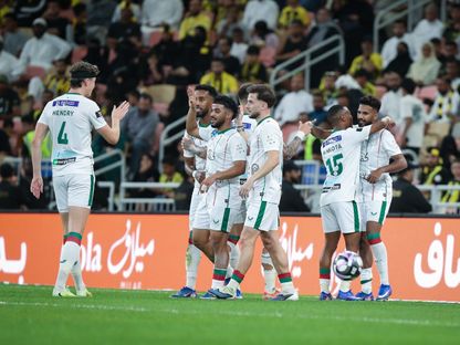 شاهد.. الاتفاق يصعق الاتحاد في دوري روشن وطرد الحارس رايكوفيتش