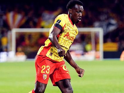 السعودي سعود عبد الحميد في مباراة لانس وبريست بالدوري الفرنسي - 29 أغسطس 2025 - X/@SPL