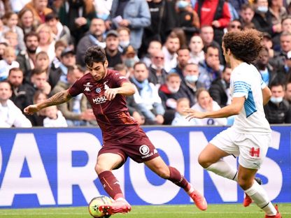 صورة من مواجهة مارسيليا وميتز في الدوري الفرنسي - twitter/Ligue1_ENG