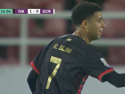 رضا سليم لاعب الجيش الملكي يسجل هدف الفوز أمام شباب المحمدية 7-4-2023 - TV-arryadia
