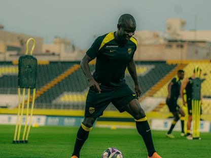 لاعب الاتحاد نغولو كانتي خلال التدريبات - 25 ديسمبر 2025 - X@ittihad