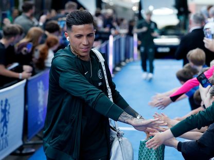 إنزو فرنانديز لاعب تشيلسي قبل مواجهة مانشستر يونايتد - 18 أبريل 2026 - Reuters