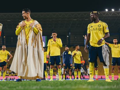 لاعبون من النصر يحتفلون بعد الفوز على الحزم - 21 فبراير 2026 - X/@AlNassrFC